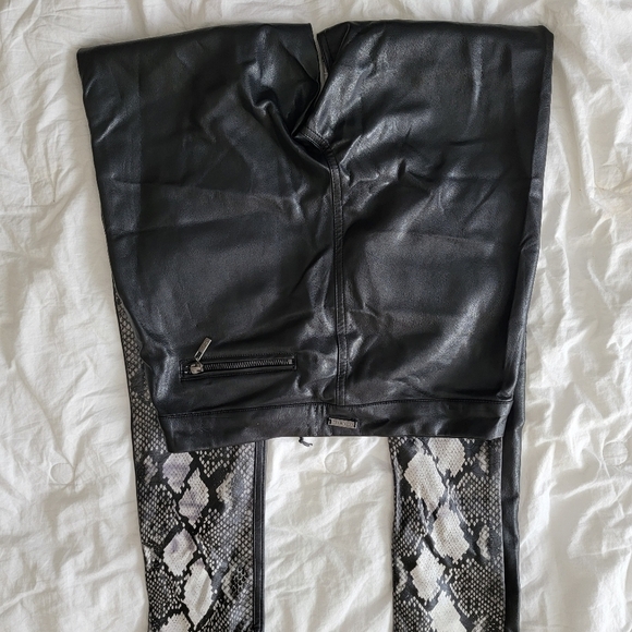 LA Belle Roc Leather Snake Print Pants - Picture 5 of 6